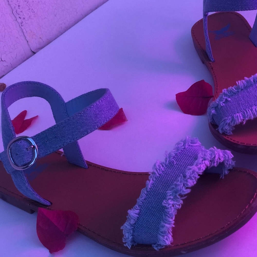 Sandals - Picture 3 of 6